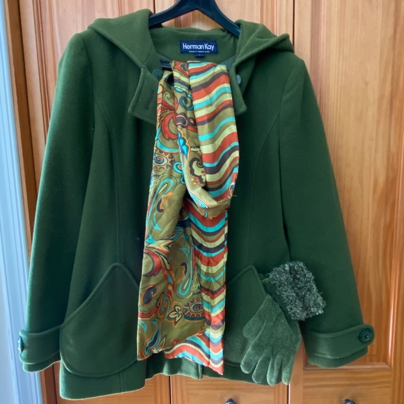 Grass Green Wool Peacoat Ensemble EUT - Picture 5 of 16